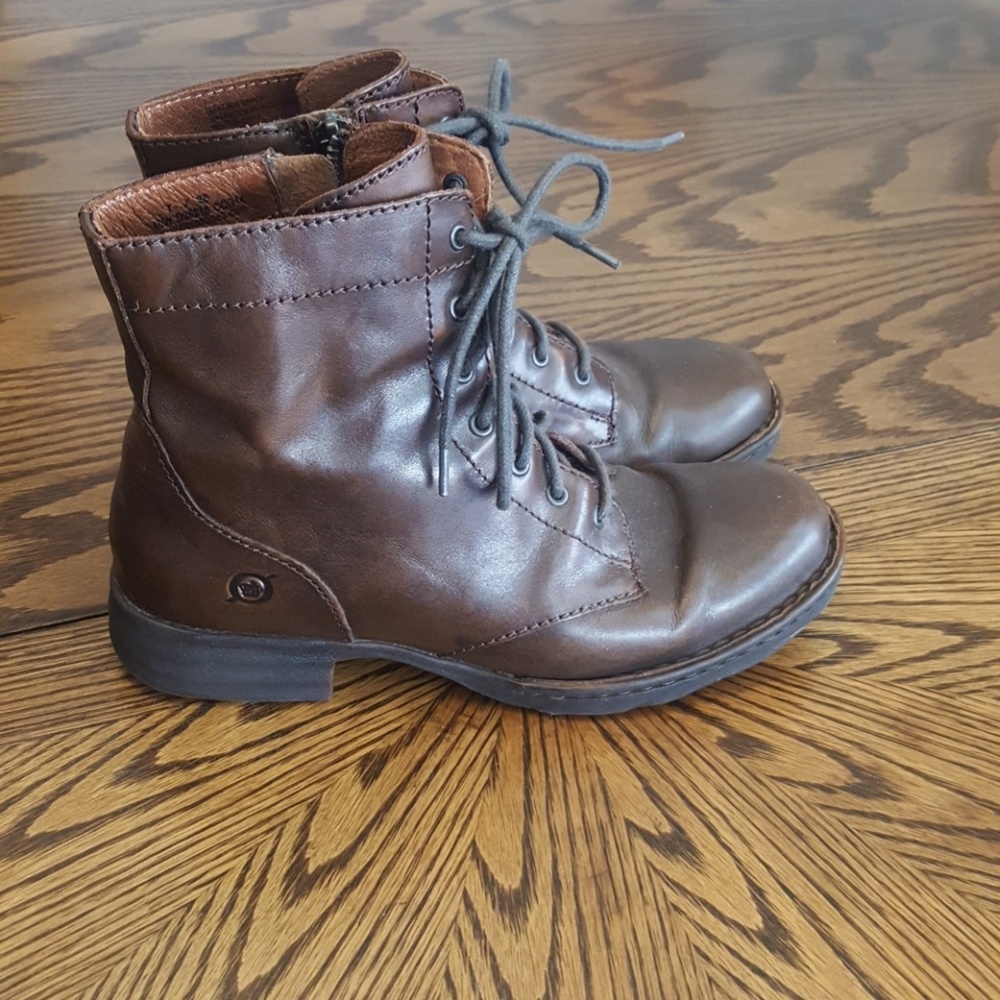 Size 7 Brown Born Ankle Boots